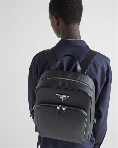 prada rucksäcke|Prada knapsack.